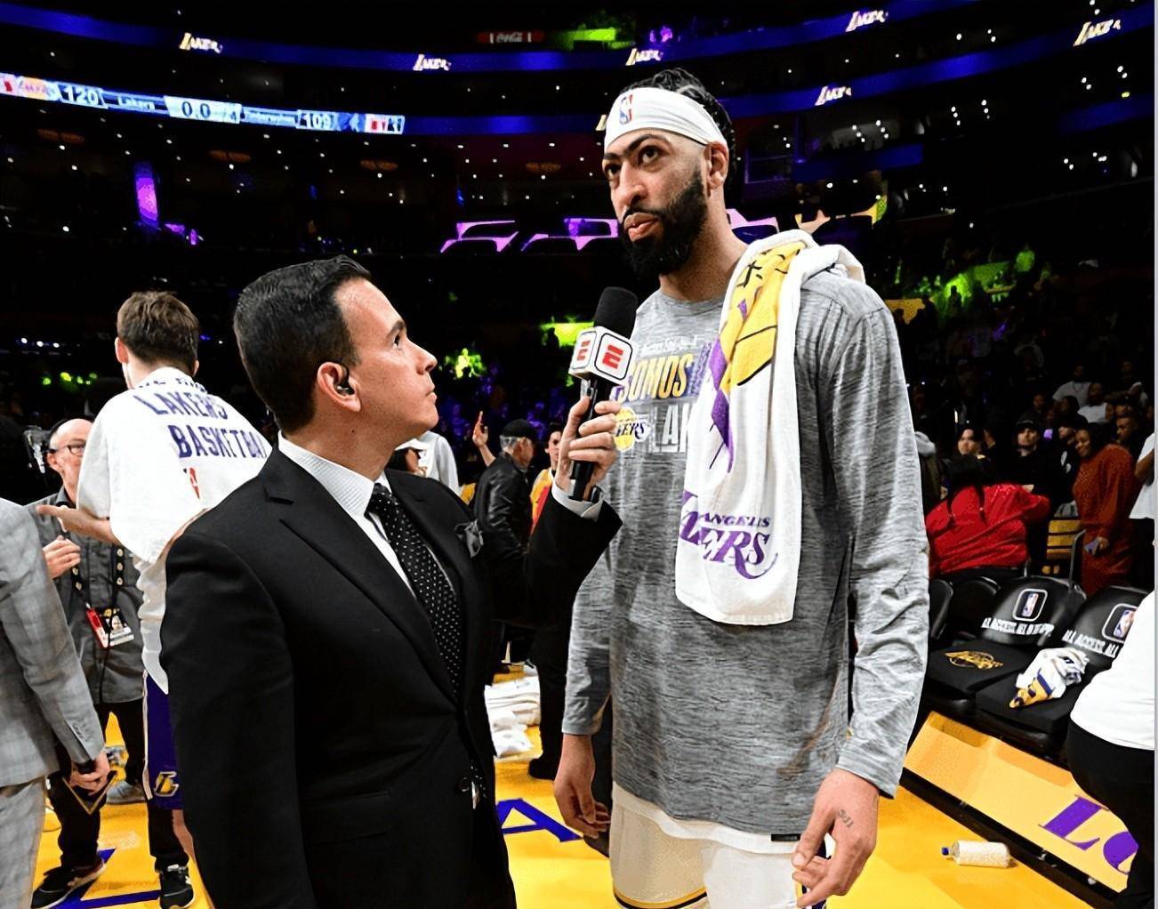 九游体育-包含浓眉哥迎来五赛季高光表现，瑞士队球迷沸腾！的词条-九游体育